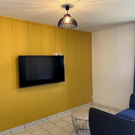 Appartement Moderne, 2 Chambres, Proche Aeroport • Chu • Port Les Abymes Exterior photo